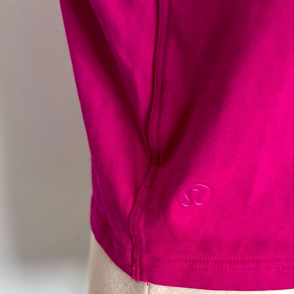 Lululemon LA Keyhole Reversible Long Sleeve Top in Ripened Raspberry - Picture 6 of 11